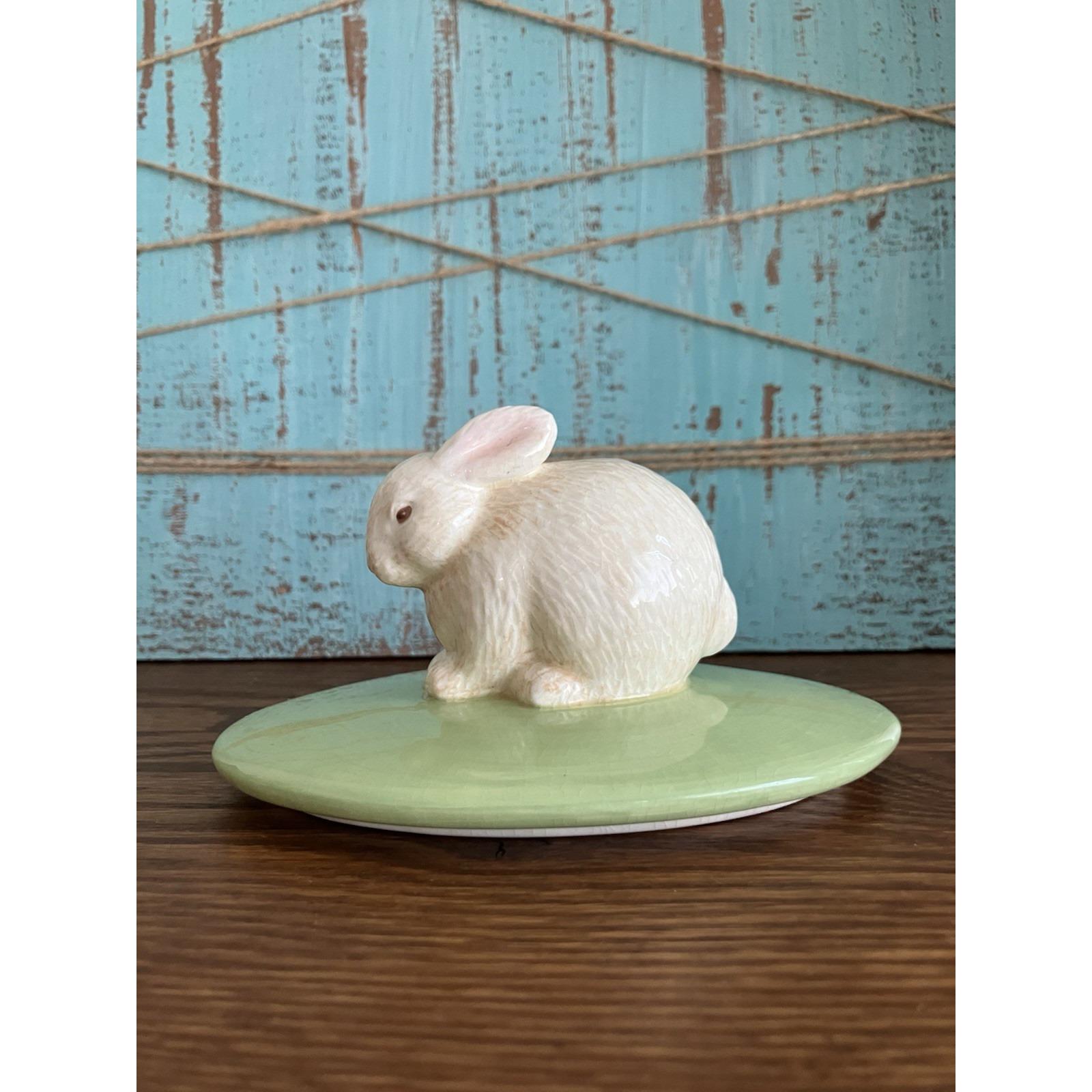 Hallmark Vintage Bunny Ceramic Replacement Lid Candy Dish Green Easter