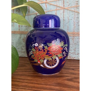 Vintage Ginger Jar Kobaltowe Niebieskie Kwiaty Chryzantemy i Koszyk Tajwan