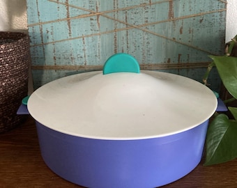 Tupperware 3 Pc 9 Inch Round Microwave Steamer 3066A-2 Blue & Green w White Lid