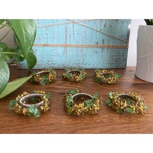 Williams Sonoma Amber Yellow Glass Grape Cluster Thanksgiving Napkin Rings Set 6