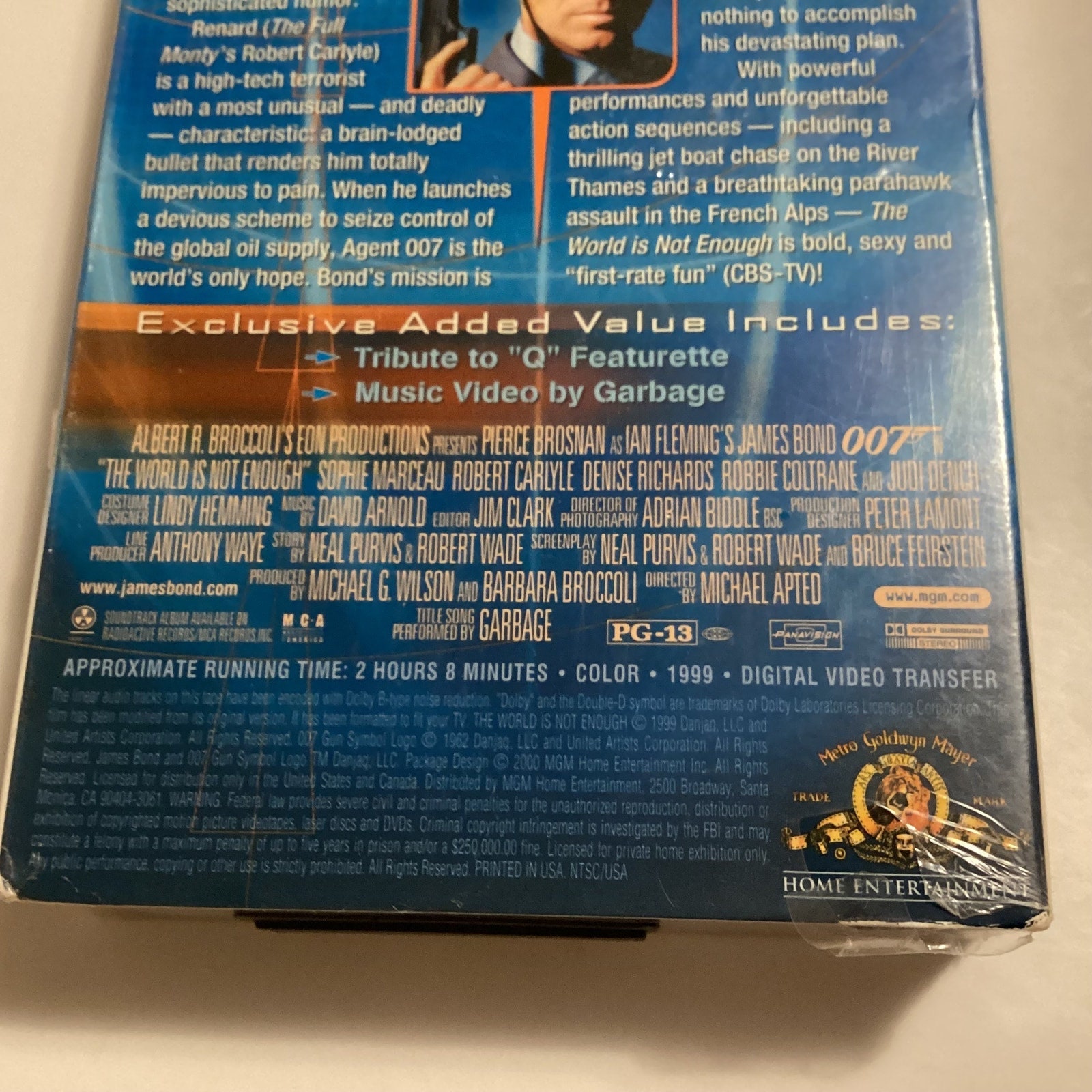 新品 ジェームズ・ボンド 007 ワールド・イズ・ノット・イナフ VHS