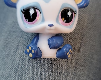 Littlest pet shop