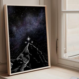 Mount Ramiel Night Court - CYFROWY Minimalistyczny Fantasy Wall Art Print Prezent ACOTAR Inspired Decor Reading Nook Magic Stars Mountain Poster