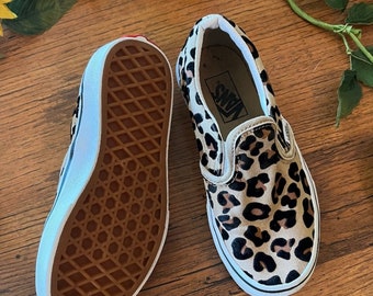 Girls Vans Cheetah print Sz 12 slip on
