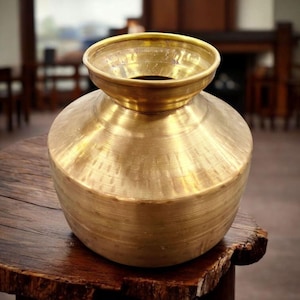 100% Pure Brass Vintage Water Pot