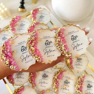 Personalized Epoxy Birthday Magnet – Handmade Resin Gift – 30th 40th 50th Birthday Favor for Her or Him , Milestone Party Favor Idea