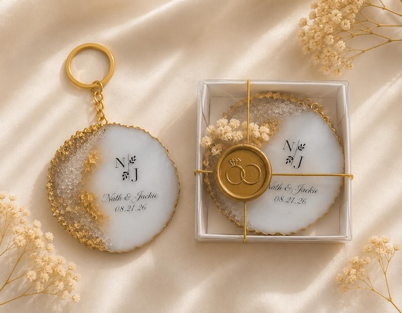 Personalized Golden Wedding Keychain: Elegant Anniversary Favor - Etsy