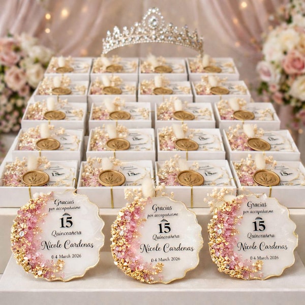 Personalized Quinceañera Magnet Favor, Elegant Keepsake