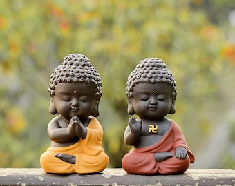 Mini Zisha Clay Buddha Statue: Zen Garden Decor
