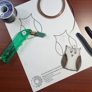 Owl - Stained Glass Pattern - Ornament / Suncatcher (Digital PDF Version)