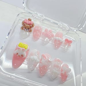 3D / Uroczy trójwymiarowy / Malowany ręcznie miś / Kolor lato mały świeży / Ręcznie robiony / Nakładane paznokcie / Paznokcie żelowe / Kreskówkowy