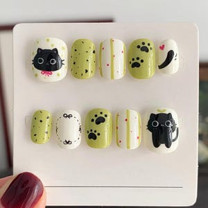 Cute cat nails /cartoon nails/ hand drawn nails /interesting/cute/Handmade/press on nails/gel nails