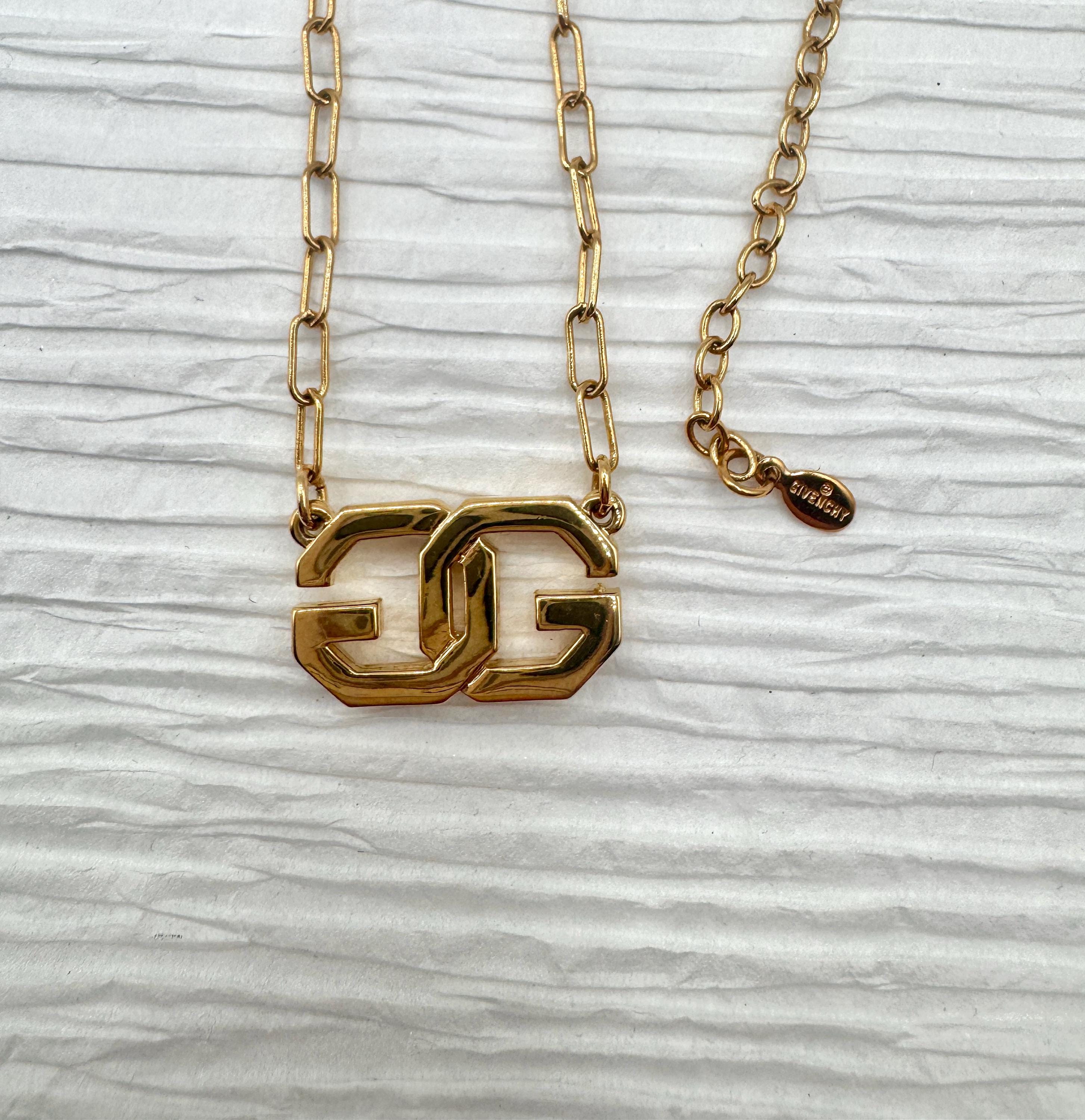 Vintage Signed GIVENCHY 1990s Logo Interlocking “G” Necklace, 18 