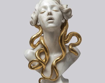 Escultura para vestíbulo: Decoración de lujo hecha a medida para interiores modernos.