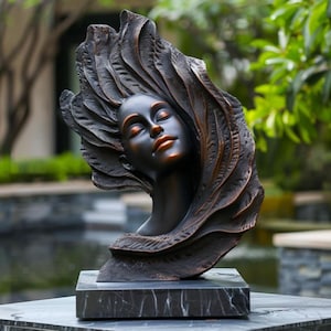 Zwart-gouden sculptuur vrouwenbuste: 3D-geprint harsdecor (50 cm)