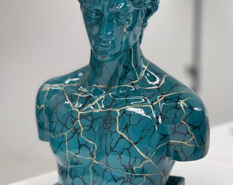 Busto del David de Miguel Ángel / Arte contemporáneo único en resina para escritorios y regalos /