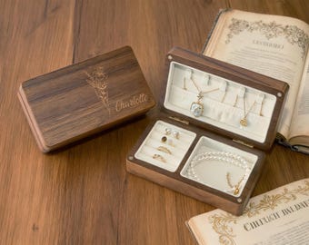 Custom Birthday Gift for Her - Birth Flower Jewelry Box, Travel Jewelry Box, Girlfriend Gifts, Gifts for Mom, Personalized Bridesmaid Gifts