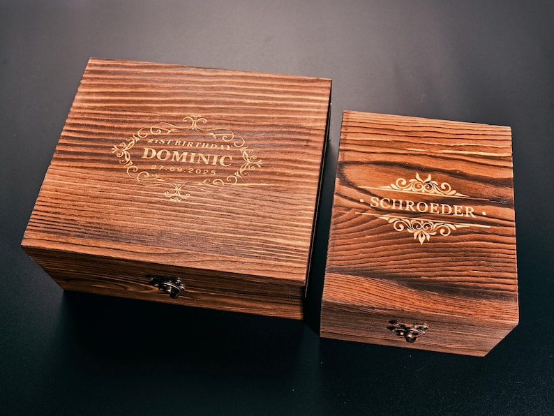 Personligt whiskyglasset med trälåda, graverat whiskyglas, whiskysten, present till marskalken, present till pojkvän, födelsedagspresent till honom bild 7