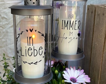 Grablaterne|Friedhofskerze 'Ruby‘ individuell und personalisiert beplottet