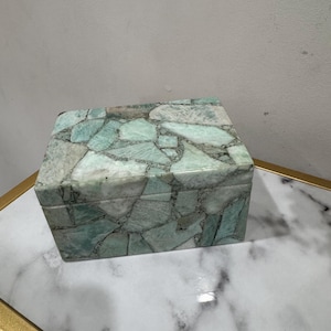 Joyero de piedra amazonita / Porta cartas del tarot / Color lavanda / Piedra única / Exclusiva / Curativa / Hallazgo raro / Exclusivo / Urna / Mascotas