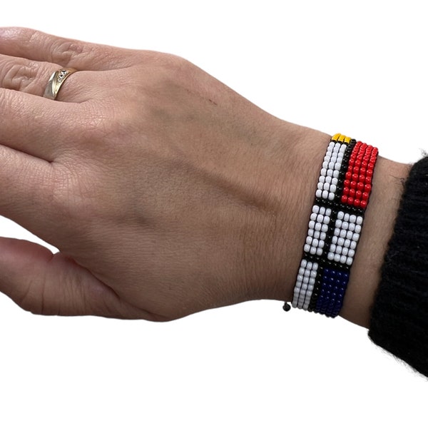 Mondriaan armband. Op kunst geïnspireerde handgeweven kralenarmband. Cadeau idee. Statement sieraden met boho kralen