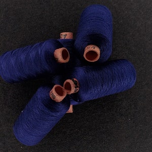 Filo da ricamo, 021 blu navy, resistente alla candeggina