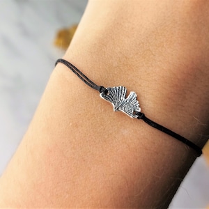 Silver ginkgo thin bracelet | Friendship charm bracelet | Ginkgo leaf charm bracelet | Best friend gift | Mothers day gift