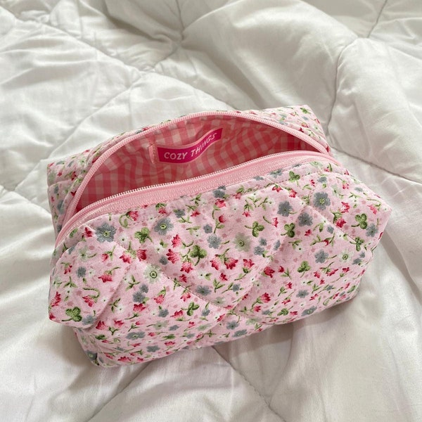 Pink Floral Makeup Bag, Cute Makeup Bag, Travel Bag Woman, Quilted Cotton Cosmetic Bag