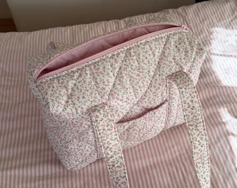 Floral Quilted Shoulder Bag, Aesthetic Gym & School Bag, Large Cotton Shoulder Bag, Pinterest Style Everyday Tote, Diaper Bag for Mom