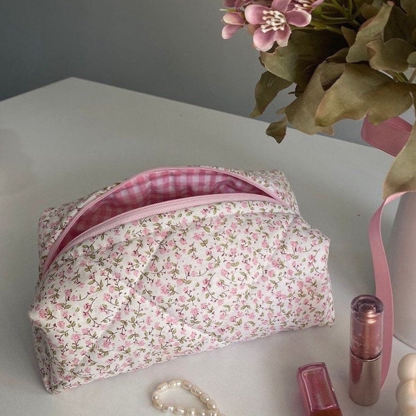 Pink Floral Makeup Bag- Cute Makeup Bag- Aesthetic Cosmetic Bag- Pink Cosmetic Bag- Giftforher- Vanilla Girl Aesthetic- Cosmetic Organizer-