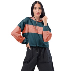 Women’s Patriot Pop Cropped Windbreaker