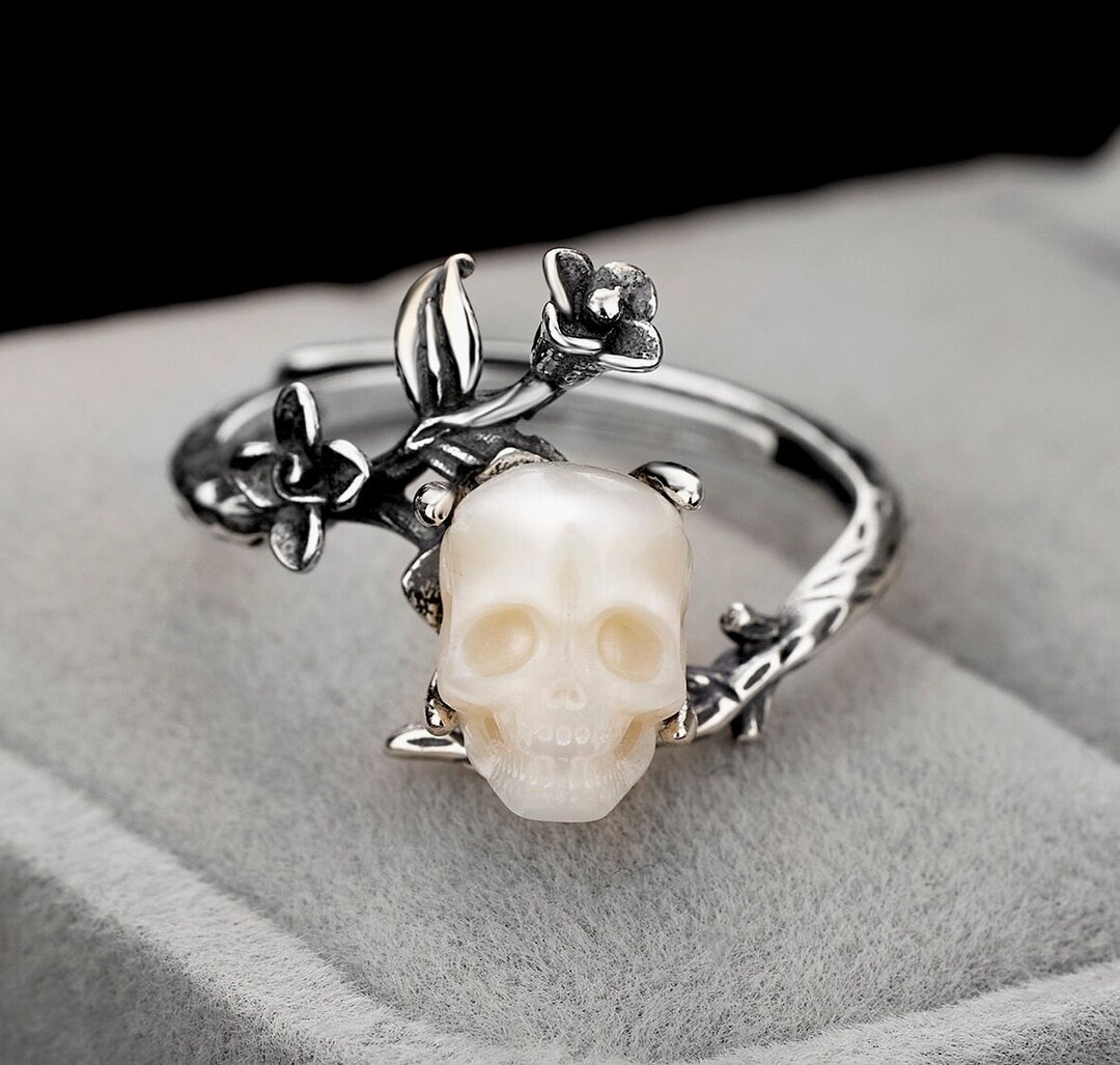 Gothic Pearl Rings Goth Nature Inspired Ring,sterling Silver Pearl Carved Skull ...