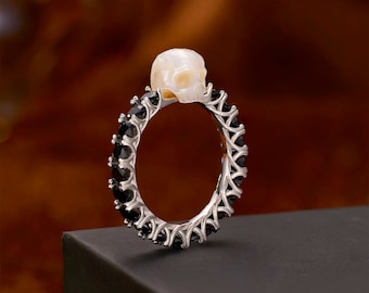 Anillo gótico de eternidad, anillo de calavera de perla, plata S925, joyería gótica hecha a mano, anillo de compromiso gótico, alianza de boda unqiue, regalos de aniversario para ella