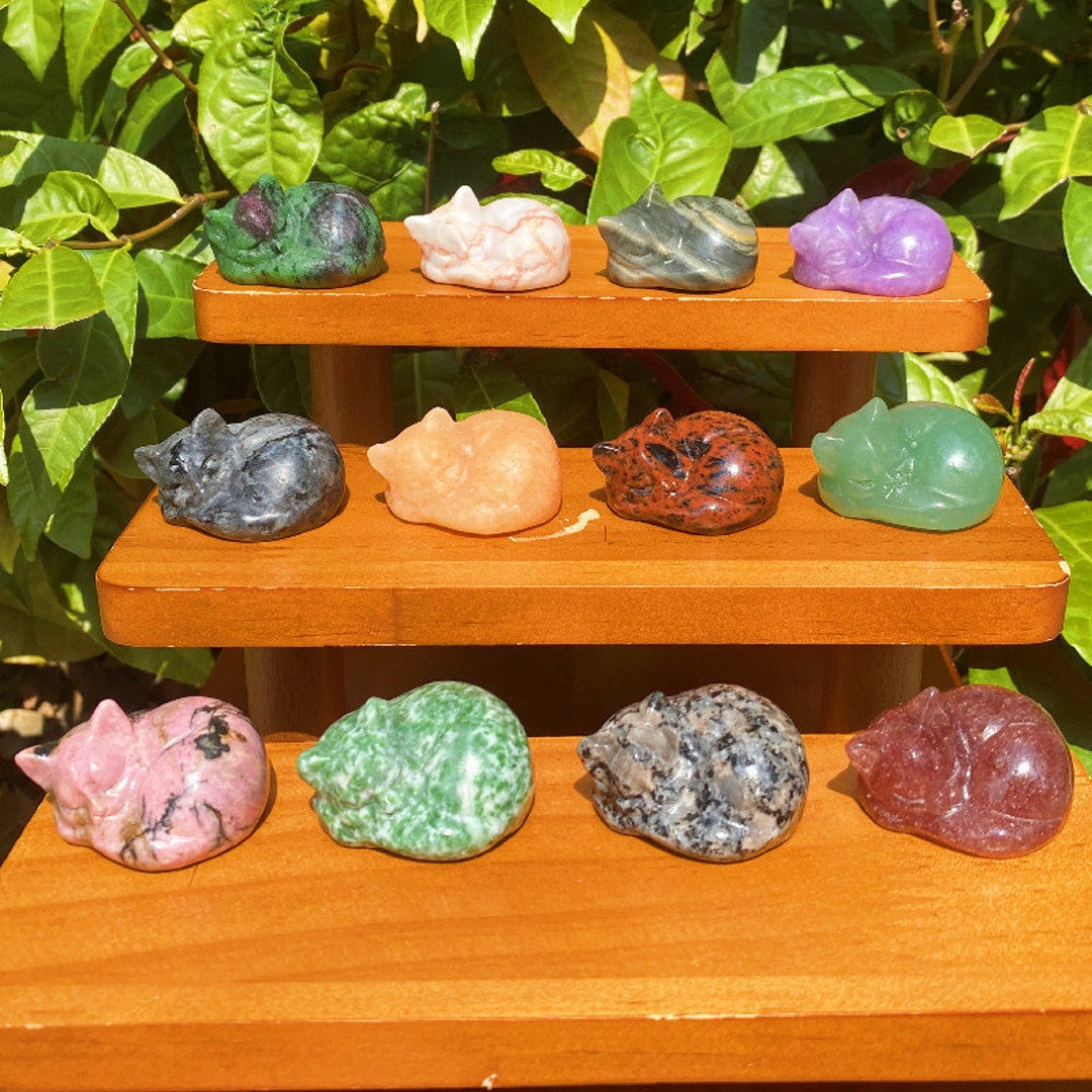 1.5inches Natural Crystal Sleeping Cat,crystal Hand Carving Cat ,quartz