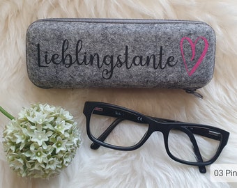 Glasses case with zipper - favorite grandma, favorite grandpa, favorite aunt, favorite uncle, favorite brother, favorite sister