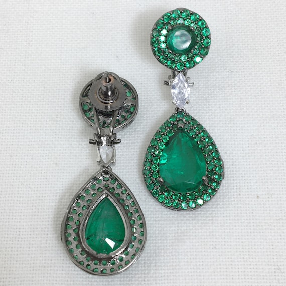 Fake emerald earrings outlet