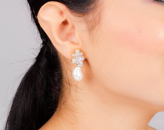 Pearl Diamond Earring Gold Plated Bridal Pearl Earrings Baroque Pearl Earrings American Diamond Pearl Wedding Earring Dangle Drop Earring CZ