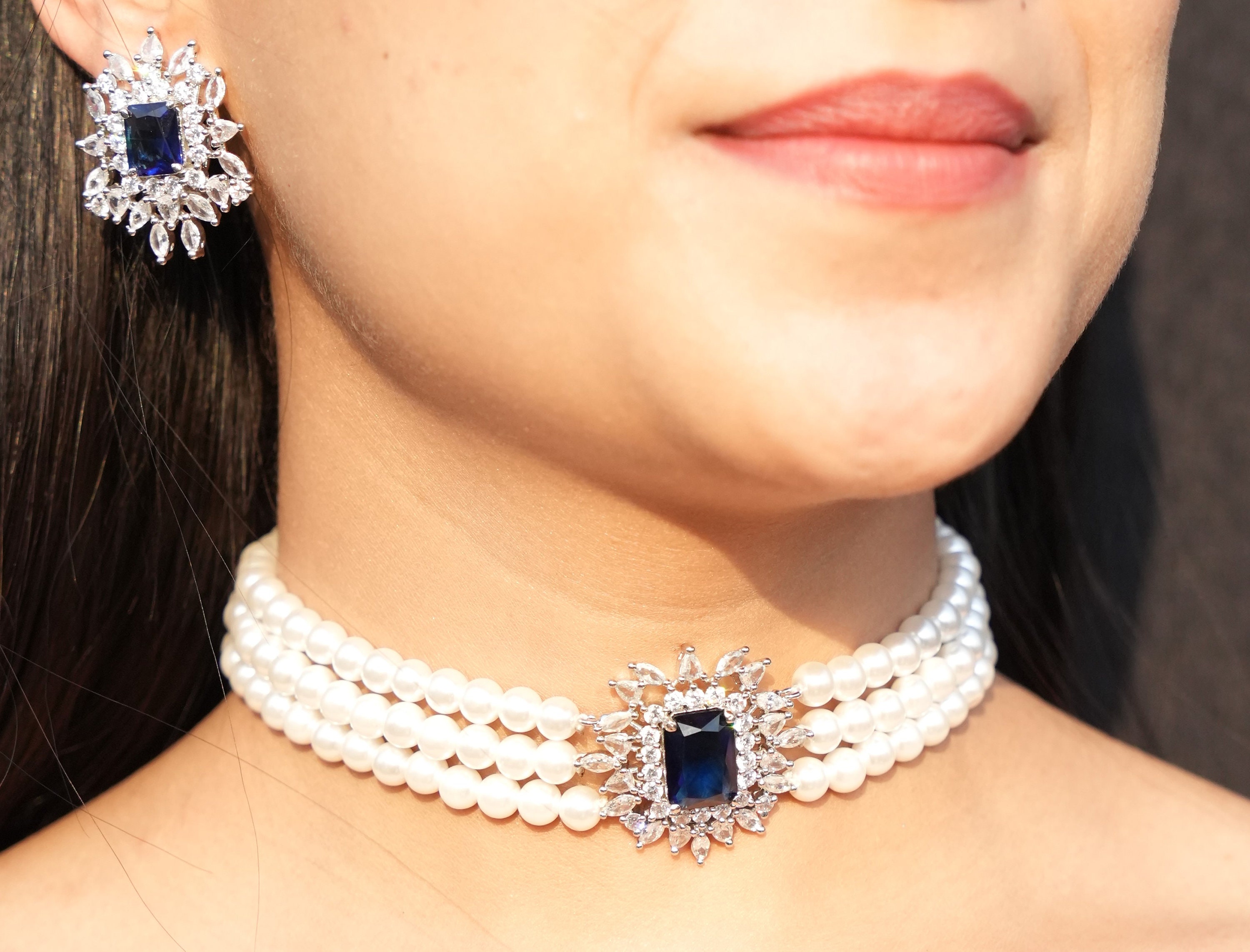 Blue pearl choker necklace deals