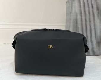 Personalised Buffalo Leather Wash Bag Toiletry Bag Personalised