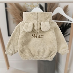 Personlig barnhuvtröja med teddyfleece, broderade björnöron och dragkedja