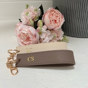 Personalisierte Armband Schlüsselanhänger für Geschenk für sie Geschenk für ihn für Hochzeitsgeschenk für Geburtstagsgeschenk für Henne Do Geschenk für Mama für Muttertagsgeschenk