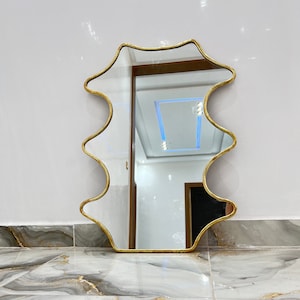 Italian Curved Antiqued Brass Mirror, Antique Brass Mirror, Italian Wavy Brass Mirror, Asymmetrical Mirror Home Decor, Aesthetic Luxurious