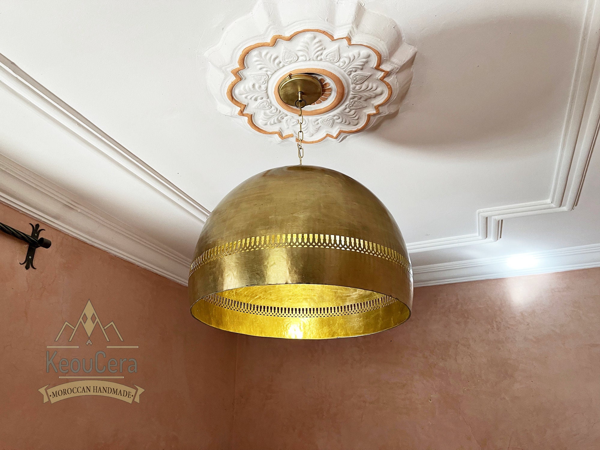 Wall lights in brass. Small nautical and marine style lighting, ART BR410  Brass, 1X12W, IP64