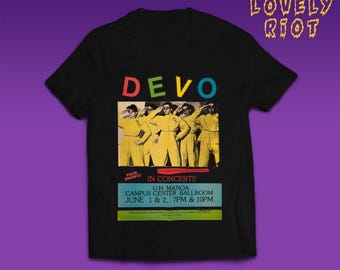 Camiseta Devo Live: Camiseta vintage, punk rock, rock alternativo, rock and roll, new wave, industrial, synth-pop, Booji Boy, D-EVOLUTION
