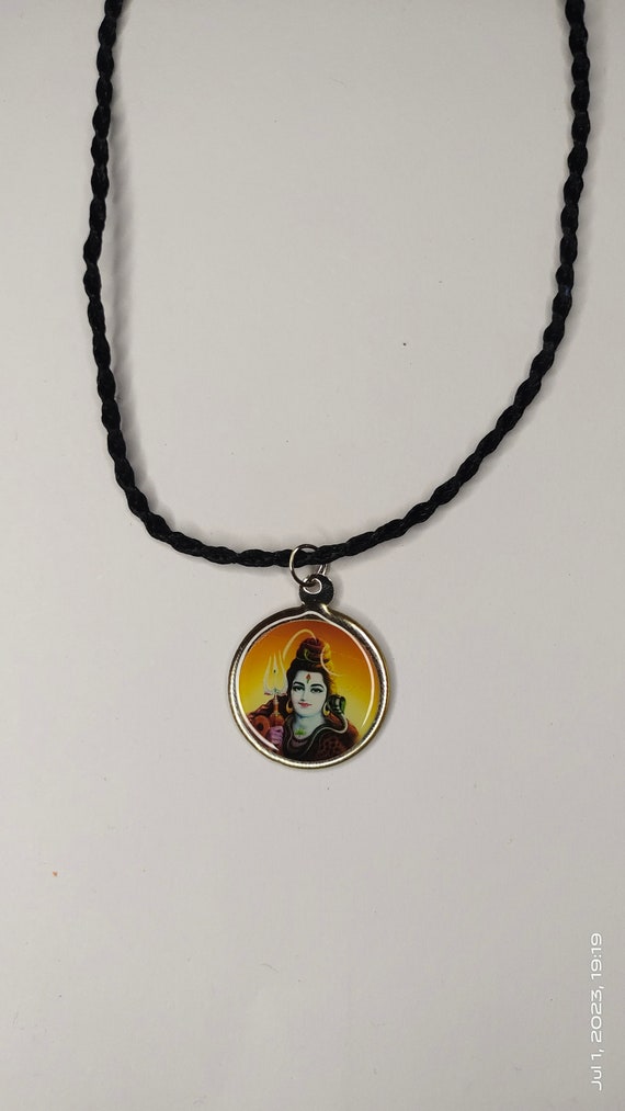 Lord Shiva Nazar Suraksha Kavach Evil Eye Protection Locket With Black  Thread For Men and Women Pack of -And One Rashi Locket Free