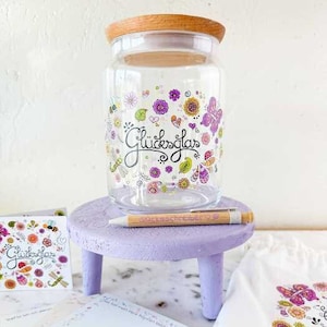 Lucky glass for collecting moments of happiness – a gift for gratitude and mindfulness