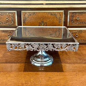 Godinger Silverplate Square Cake Pedestal Stand / Platter