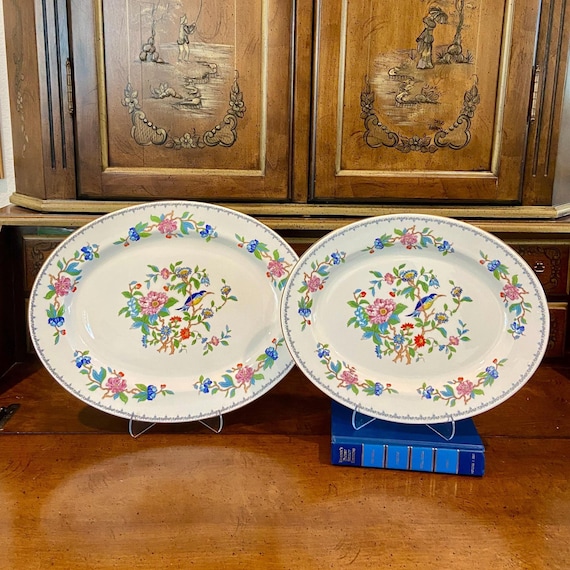 Set of 2 Aynsley England Pembroke Oval Platters - 16