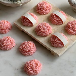 Grandi candele a forma di peonia con etichette personalizzate / Bomboniere per matrimoni / Bomboniere per eventi / Candele all'ingrosso
