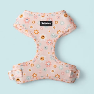 Retro Dog Harness Girl Daisy Dog Harness Pink Dog harness Floral Dog Harness Groovy Dog Harness Pink Harness Dog Puppy Harness XXS to Large